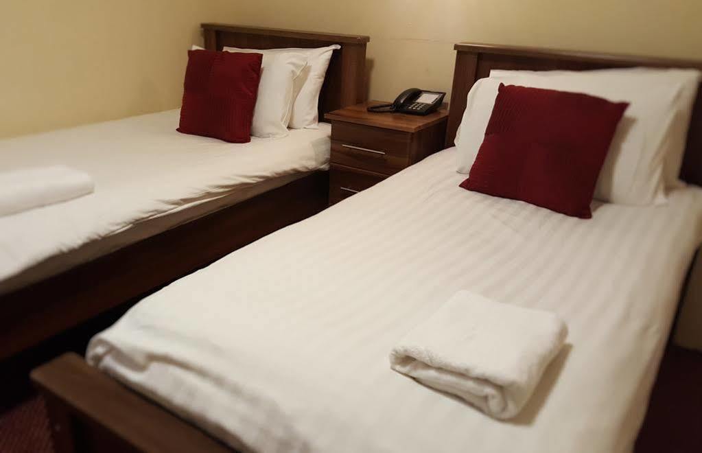 Hazelbrook House B&B Δουβλίνο Εξωτερικό φωτογραφία